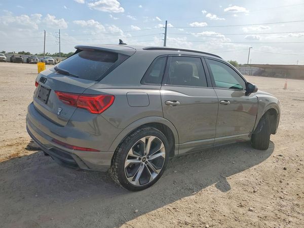 2022 AUDI Q3