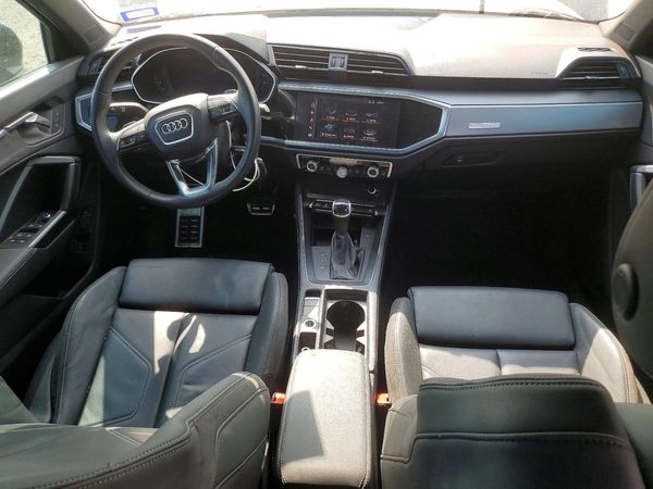 2022 AUDI Q3