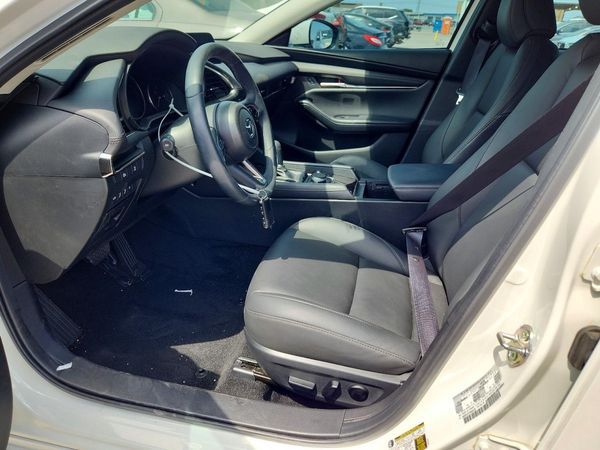 2025 MAZDA 3