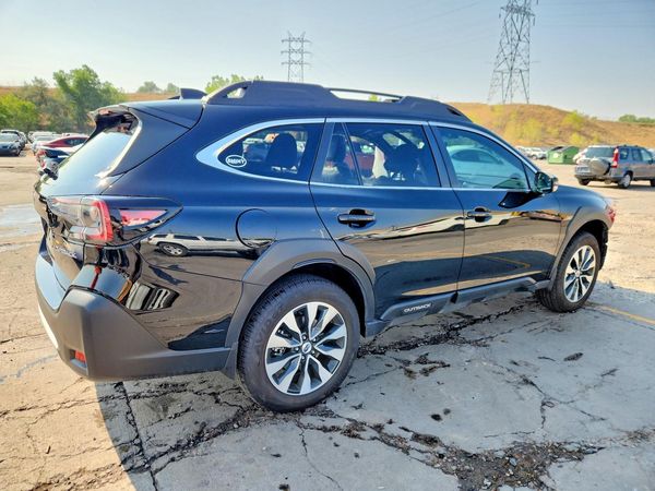 2023 SUBARU OUTBACK Limited