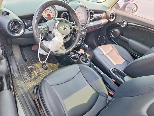 2013 MINI COOPER