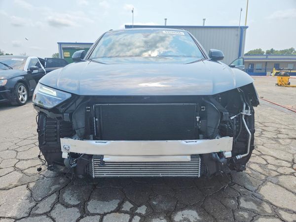 2025 AUDI SQ5 quattro Premium Plus