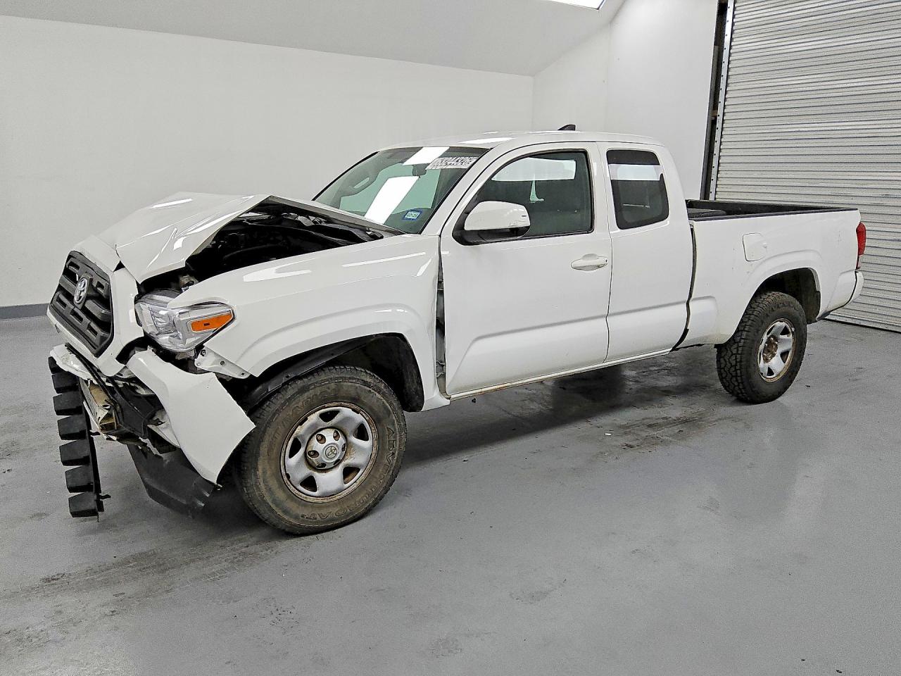 2017 TOYOTA TACOMA SR/SR5