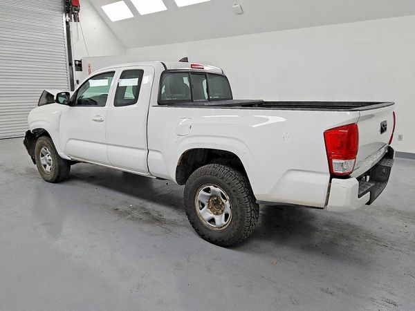 2017 TOYOTA TACOMA SR/SR5