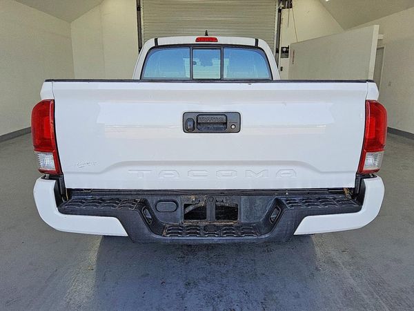 2017 TOYOTA TACOMA SR/SR5