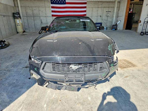 2024 FORD MUSTANG I4