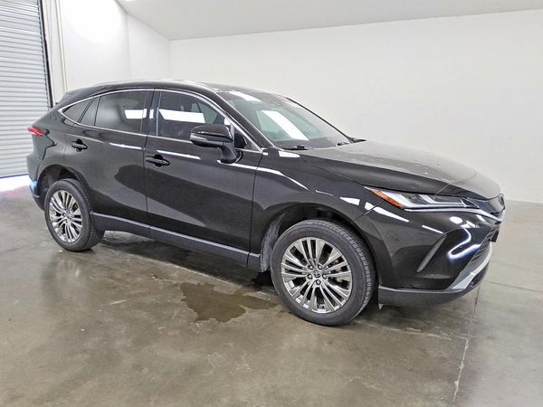 2024 TOYOTA VENZA