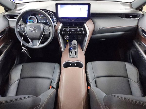 2024 TOYOTA VENZA