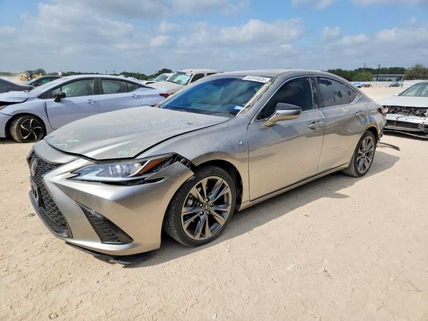 2020 LEXUS ES