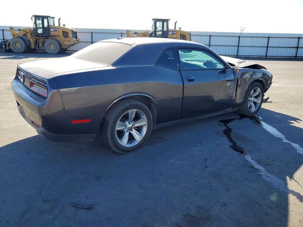 2016 DODGE CHALLENGER SXT