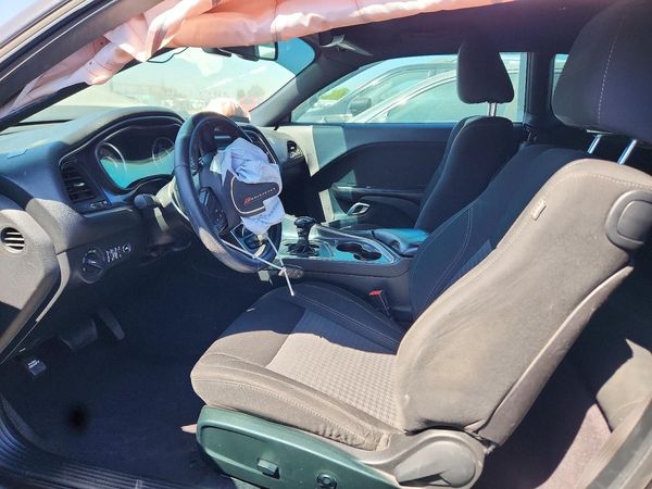 2016 DODGE CHALLENGER SXT