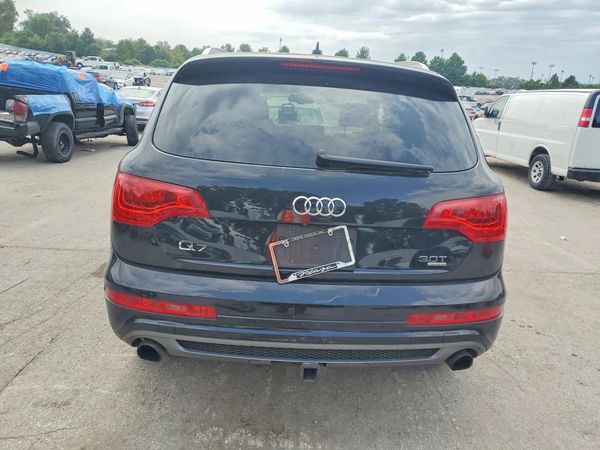 2015 AUDI Q7