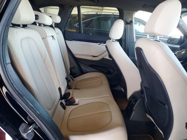 2022 BMW X1 sDrive28i