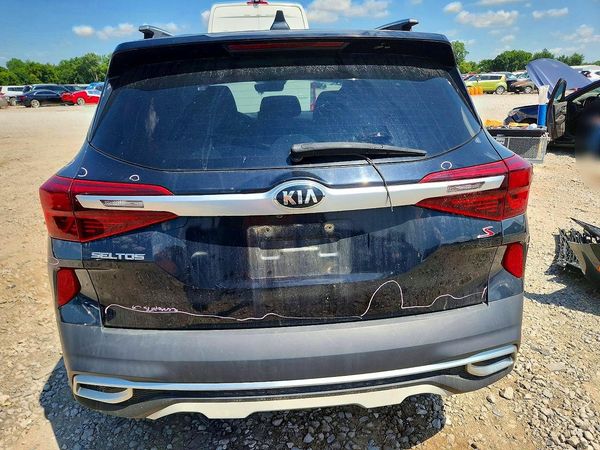 2021 KIA SELTOS EX