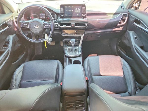 2021 KIA SELTOS EX