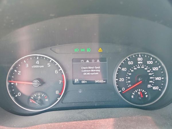 2021 KIA SELTOS EX