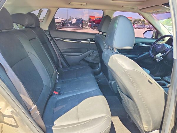 2021 KIA SELTOS EX