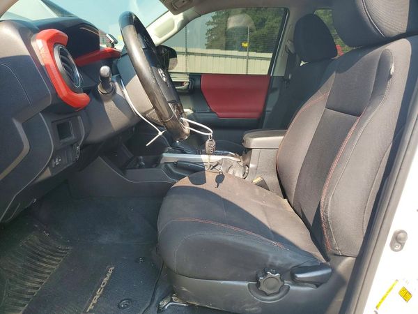 2016 TOYOTA TACOMA