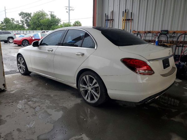2015 MERCEDES-BENZ C Base