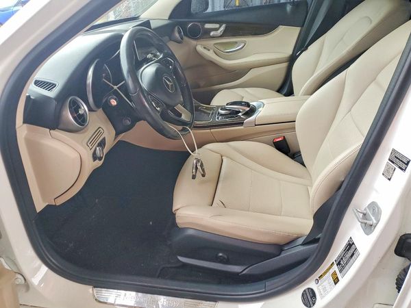 2015 MERCEDES-BENZ C Base