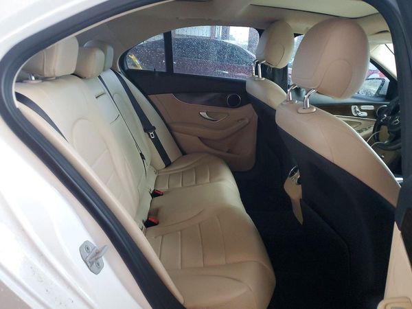 2015 MERCEDES-BENZ C Base