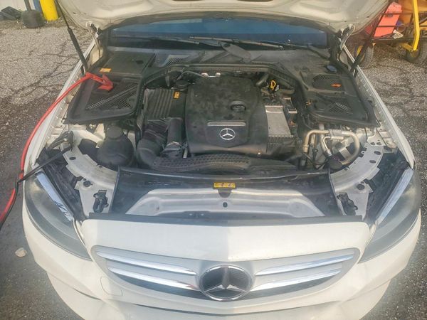 2015 MERCEDES-BENZ C Base
