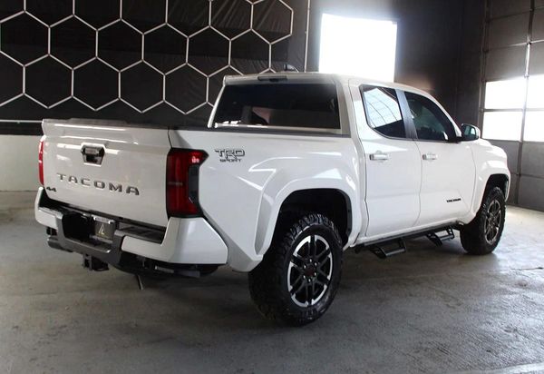 2025 TOYOTA TACOMA