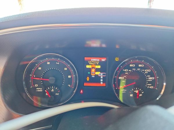 2013 DODGE CHARGER SE