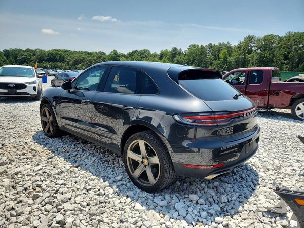 2020 PORSCHE MACAN