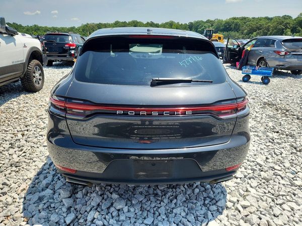 2020 PORSCHE MACAN