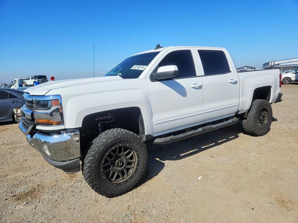 2017 CHEVROLET SILVERADO LT