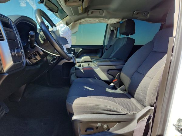 2017 CHEVROLET SILVERADO LT