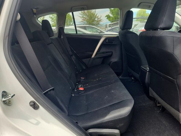 2015 TOYOTA RAV4 LE (X Grade)