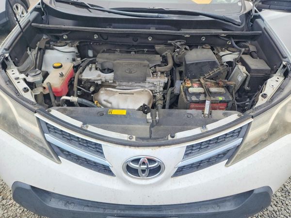 2015 TOYOTA RAV4 LE (X Grade)