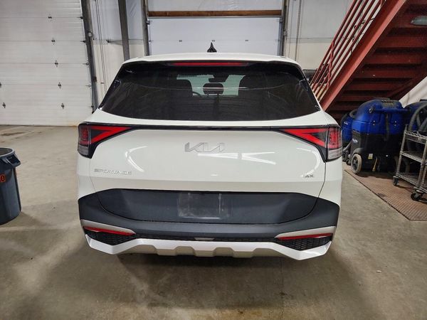 2023 KIA SPORTAGE LX