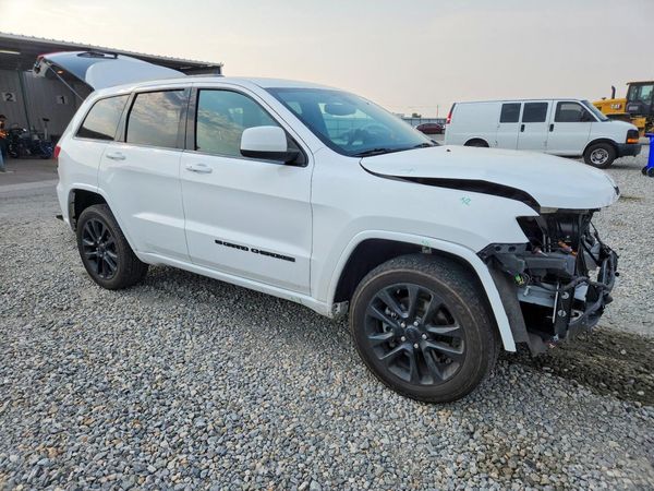 2022 JEEP GRAND CHEROKEE