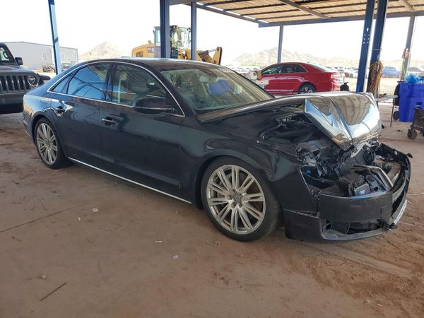 2015 AUDI A8 — Passenger 3/4