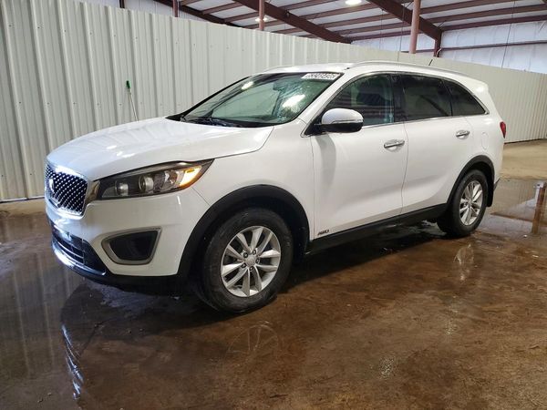 2017 KIA SORENTO L, LX
