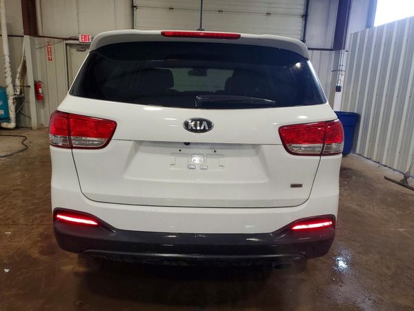 2017 KIA SORENTO L, LX