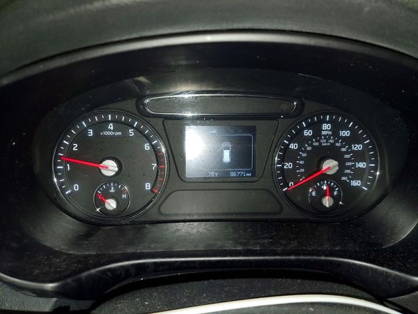 2017 KIA SORENTO L, LX