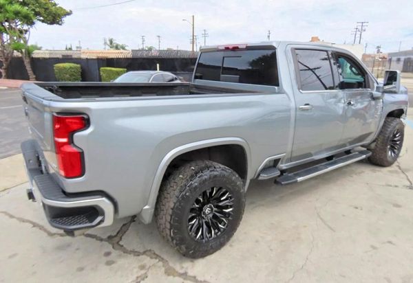 2024 CHEVROLET SILVERADO LTZ