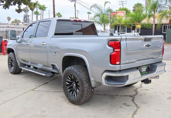 2024 CHEVROLET SILVERADO LTZ