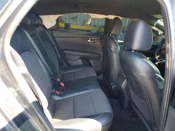 2021 KIA FORTE