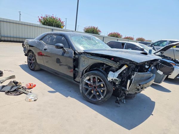 2022 DODGE CHALLENGER