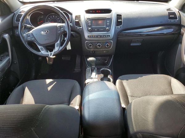 2015 KIA SORENTO GL