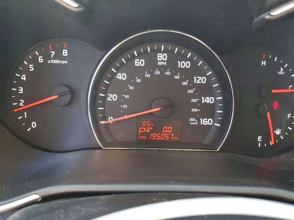 2015 KIA SORENTO GL