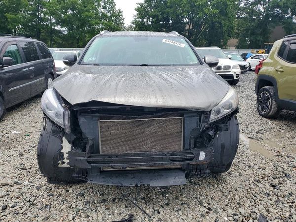 2016 KIA SORENTO L / LX