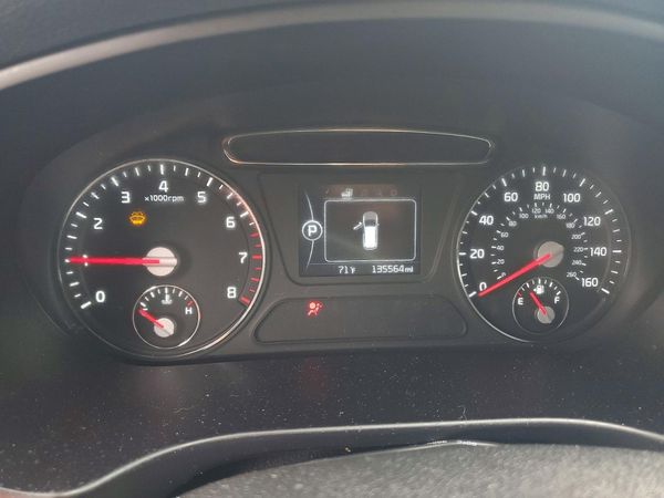 2016 KIA SORENTO L / LX