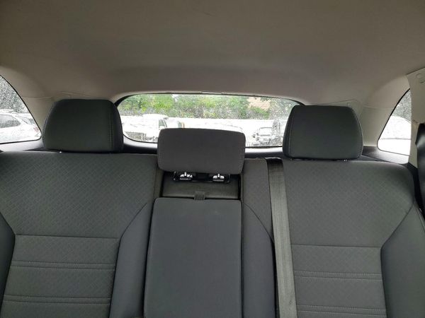 2016 KIA SORENTO L / LX