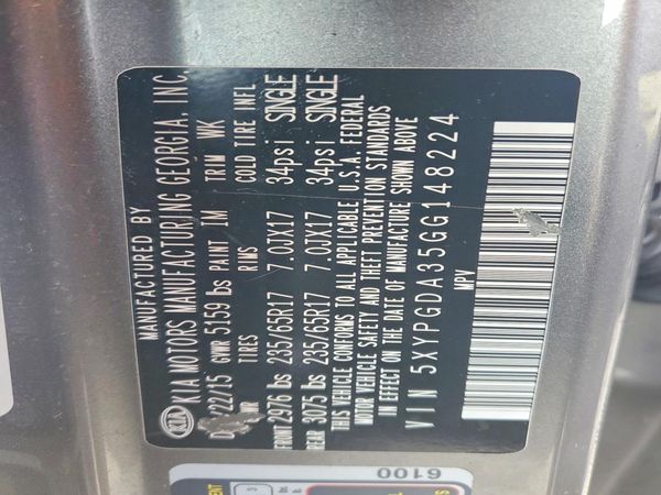 2016 KIA SORENTO L / LX